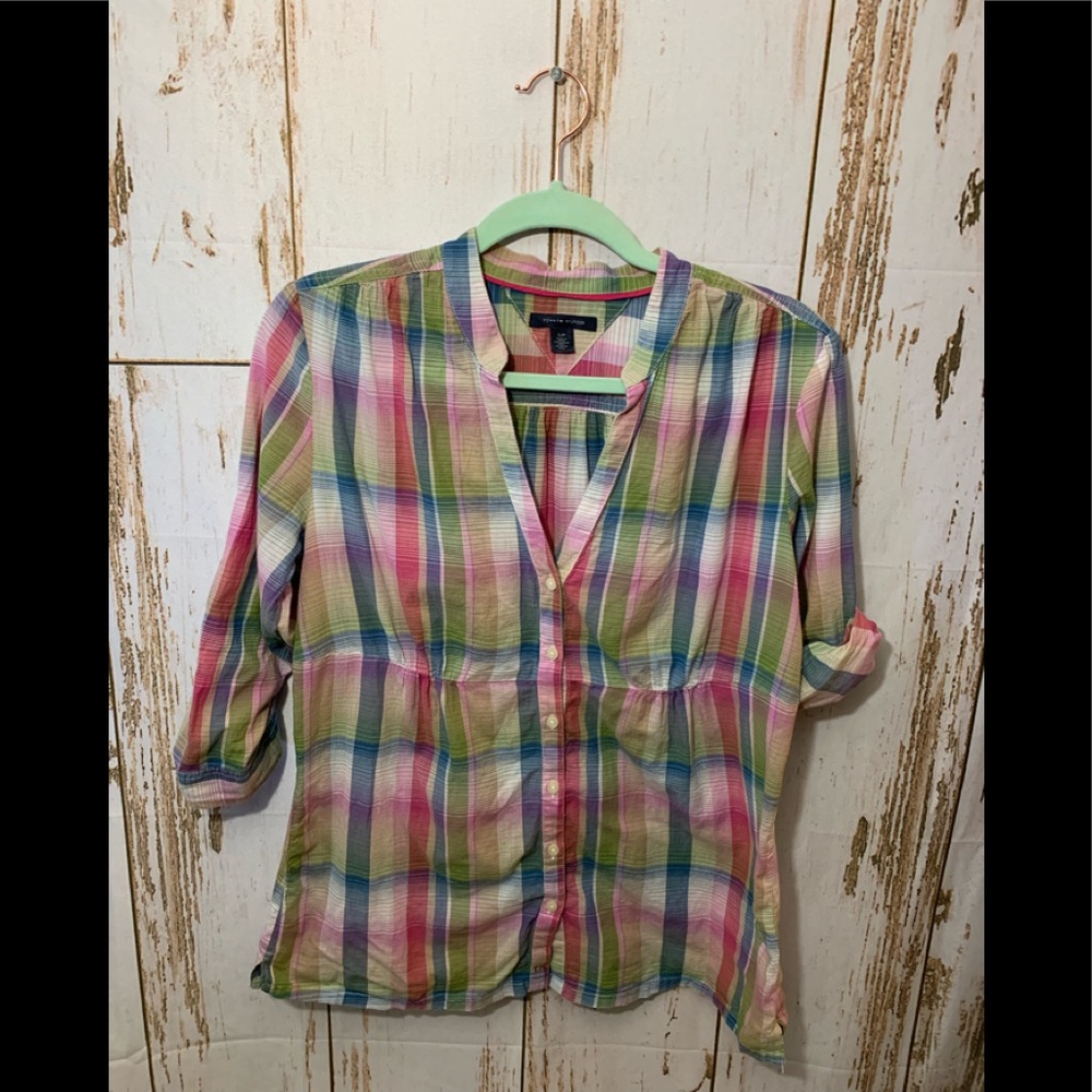 Tommy Hilfiger women’s small  3/4 sleeve blouse